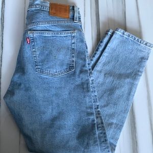 Levi's Womens 501 Skinny in Tango Light 29502-0117, waist 27, length 28